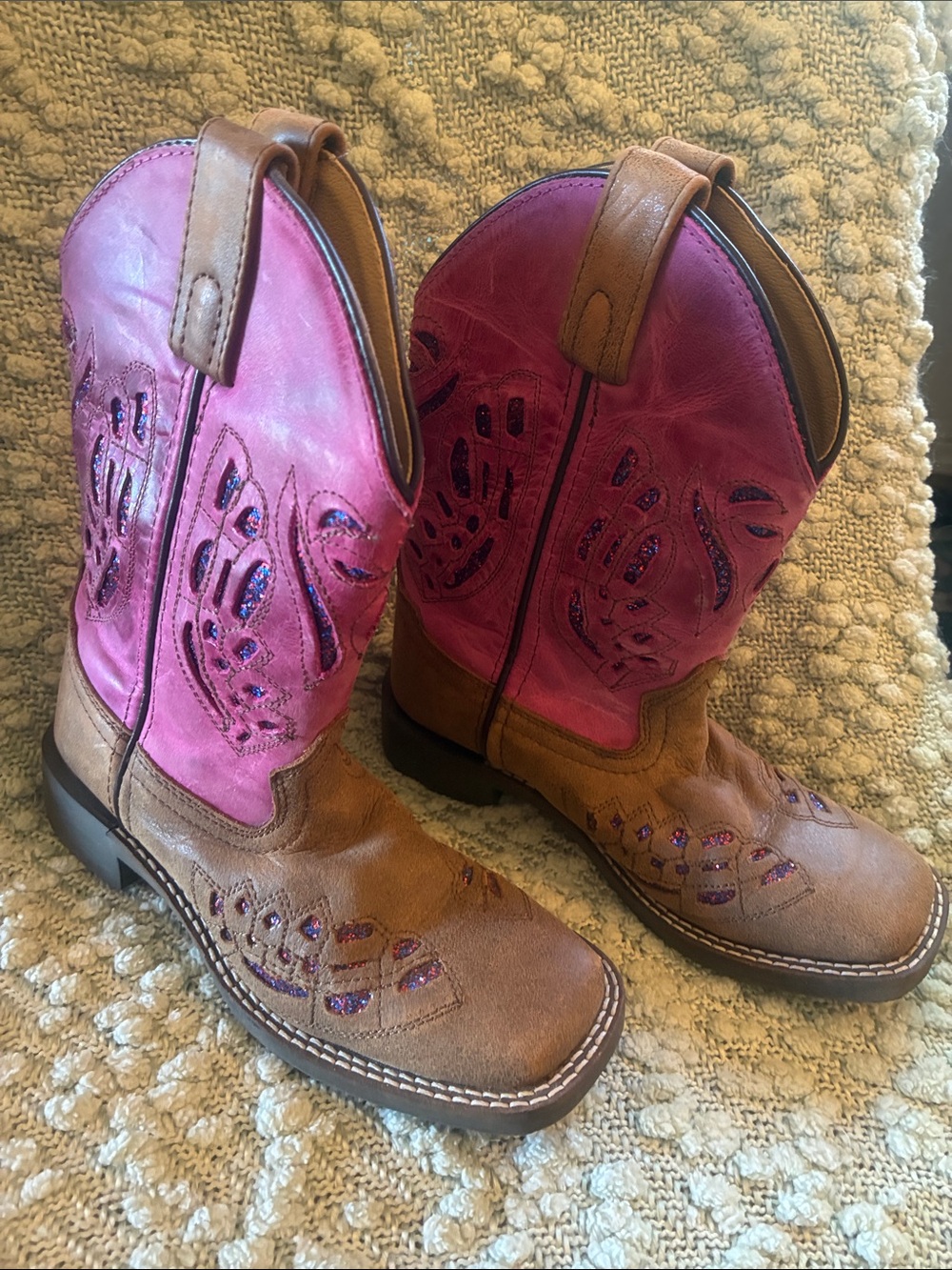 Little Girl’s size 1 Shyanne cowgirl boots
